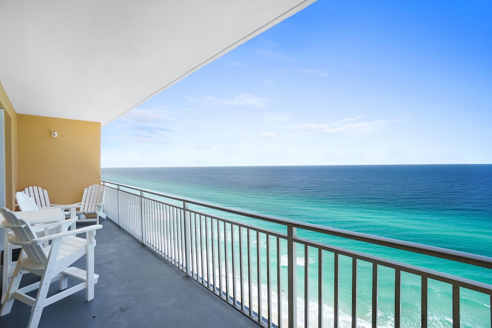 Splash Beach Resort by Panhandle Getaways