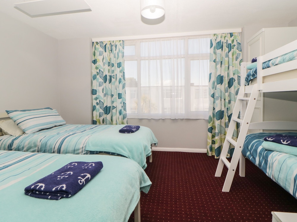 Dolphin Chalet