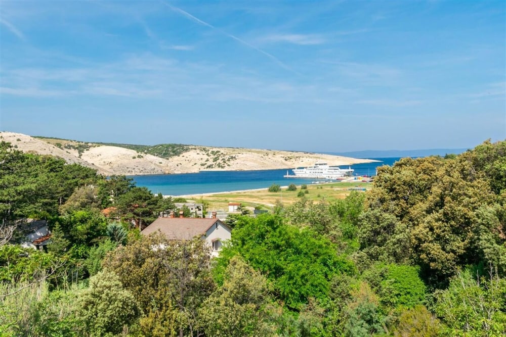 Grga - 300m to the sea - A4