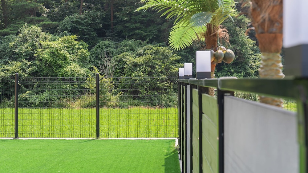 Taean Aloha Oe Pet Pool Villa