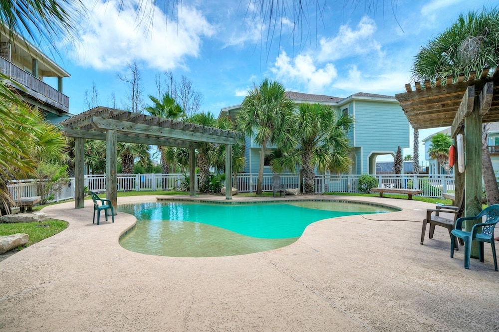 Palm Palace by Avantstay Pool Amazing Old Town Location