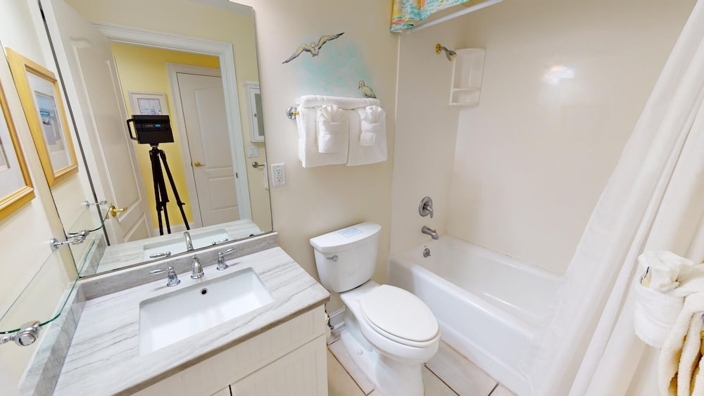 Beach House 2 by Tybee Vacation Rentals