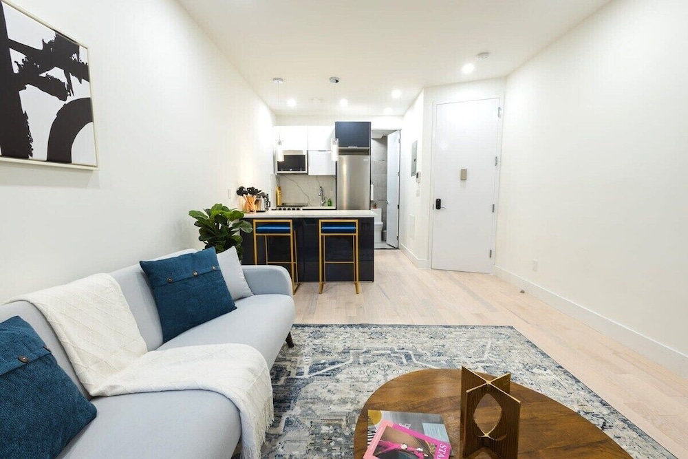 317 UES Apartments