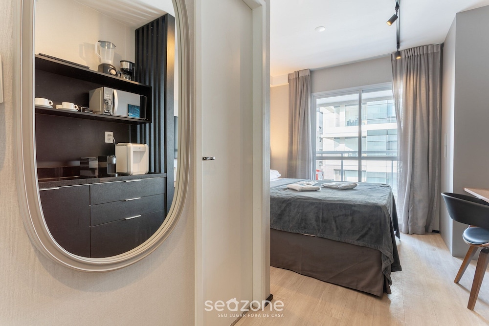 Modern Studio With Pool in Sao Paulo You1203