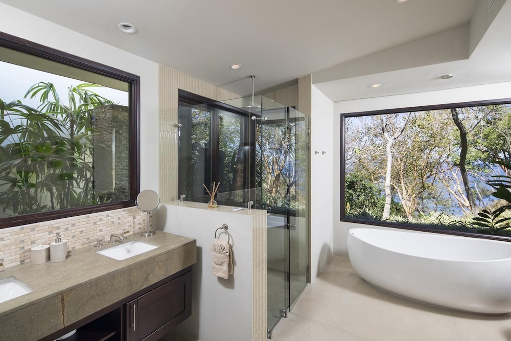 Seacliff Point Stunning Ocean Views Throughout view 2
