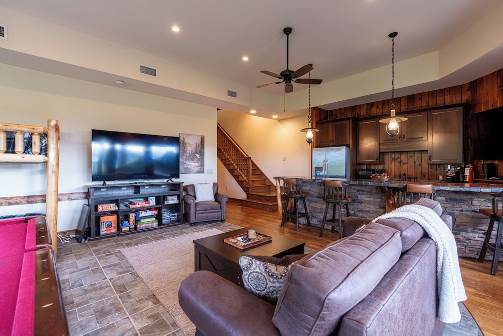 Luxury Mountain Cabin Amazing Look out Views