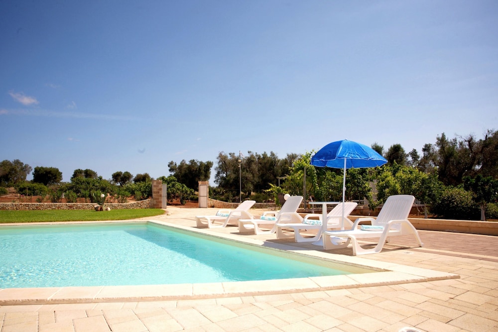 Villa Lino With Pool by Wonderful Italy