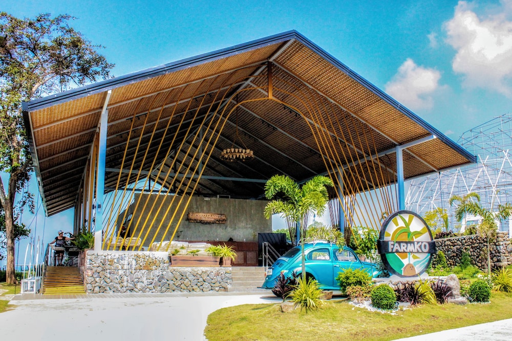 FarmKo Glamping