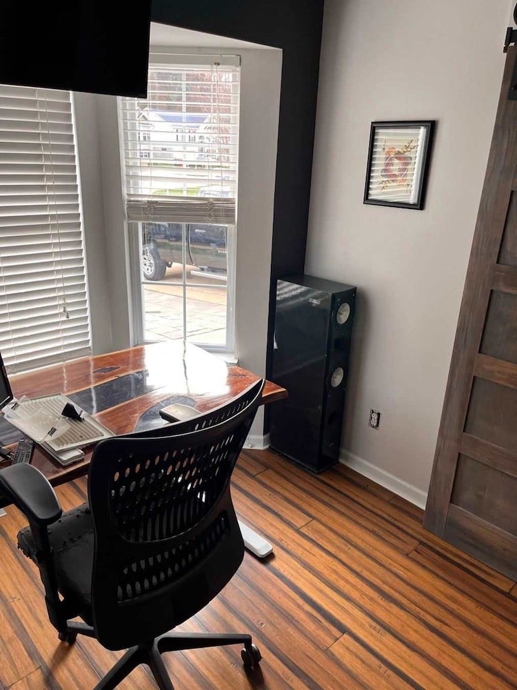 Remodeled and Inviting Free EV Charging Station Level 2