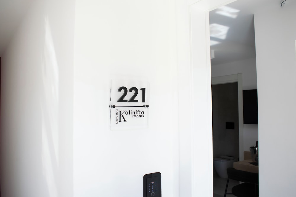 Kalinifta Rooms Luxury Style