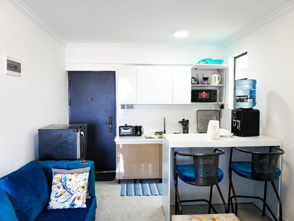 Lux Suites Golden Mango Heights Kilimani