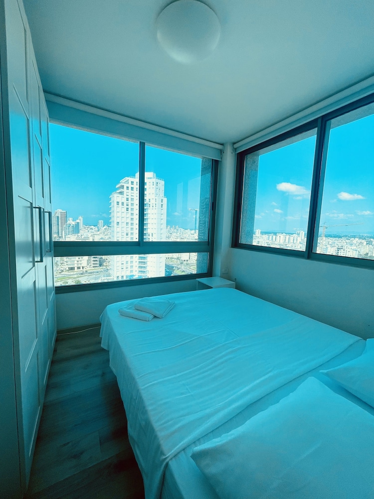 Carmel Holiday Apartments
