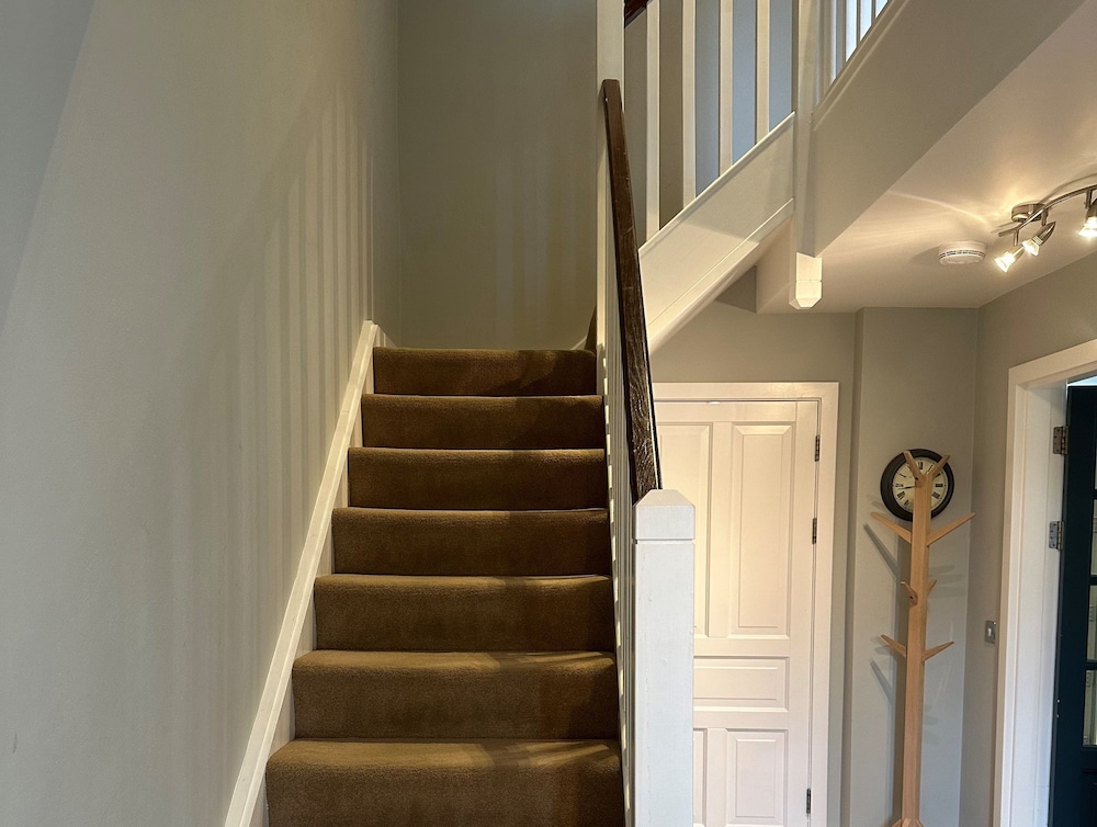 7 Oakwood Manor Kenmare