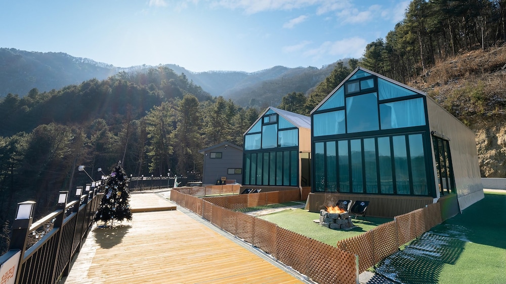 Gapyeong Manwol Aegyeon Pool Glamping view 4