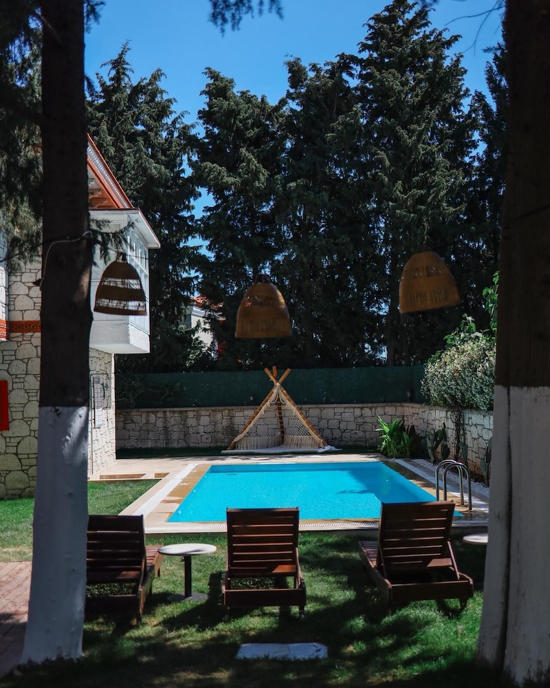 The One Alacati