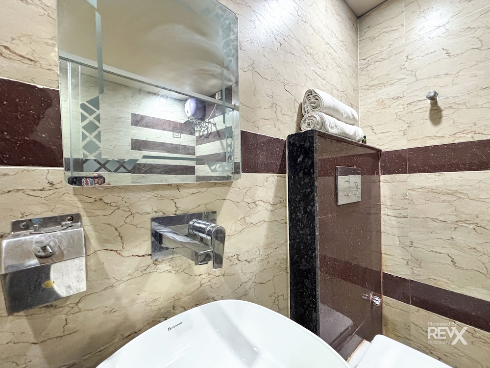 Hotel Diamond Palace