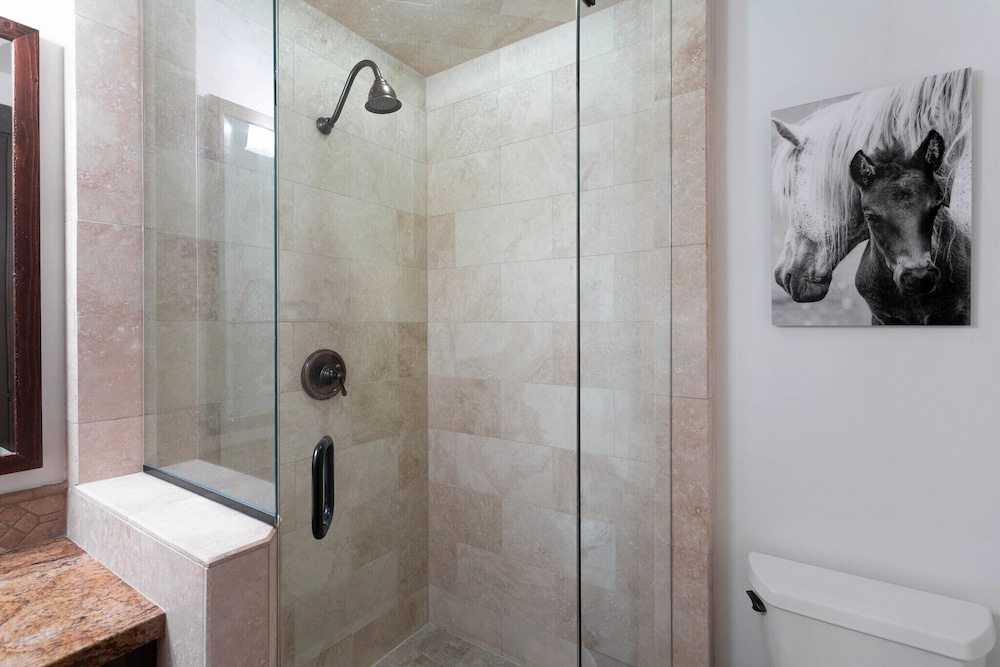 Arrowleaf Lodge- Two Bedroom Residence #209 2 Condo