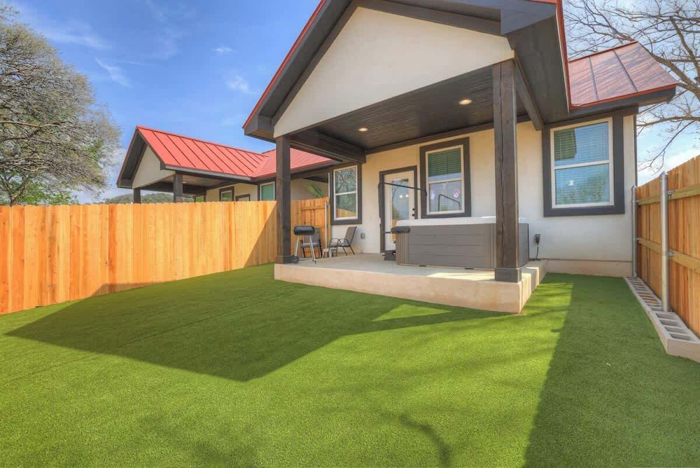 Cozy Casita With Hot Tub Six Minutes From Main Street
