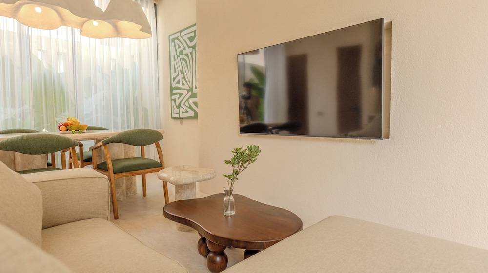 Suom Hotel and Villas