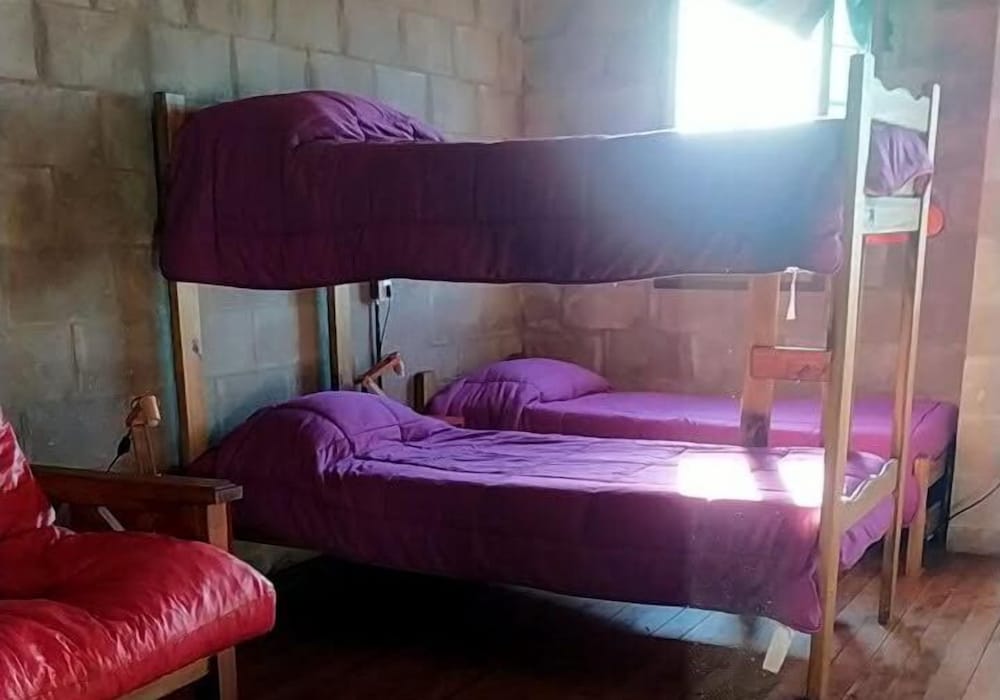 Pie De Via Hostel