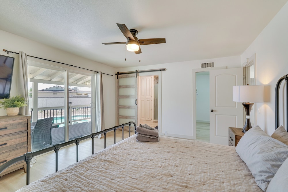 Pool, Game Room, Hot Tub: Lake Havasu City Oasis!