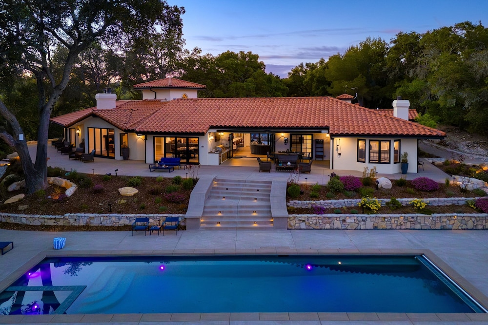 Rancho Robles by Avantstay Vineyard Villa w Views Pool Privacy