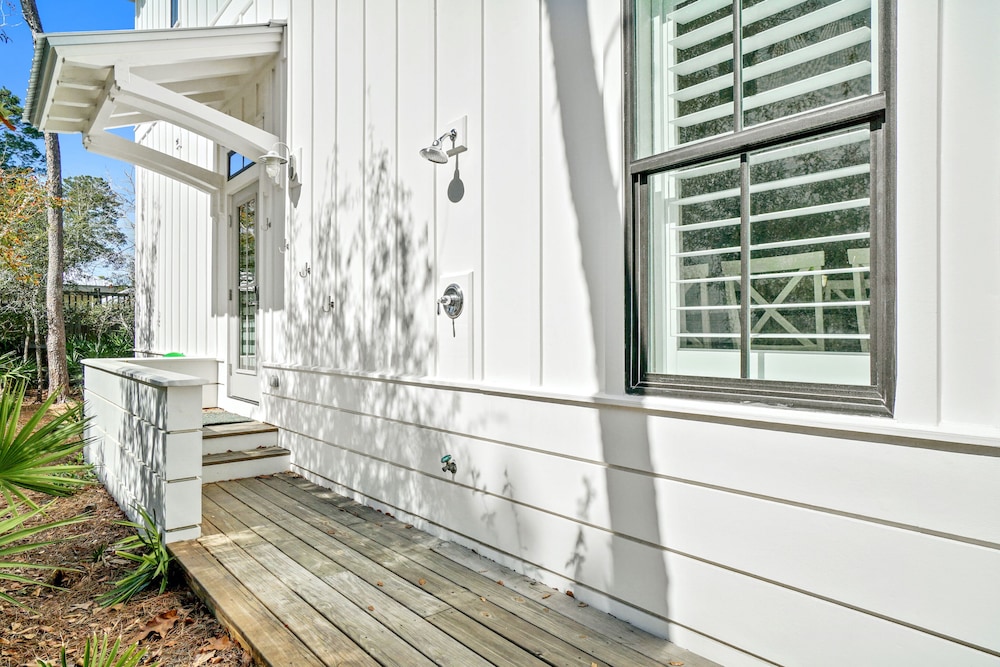 Magnolia Cottages by the Sea by Panhandle Getaways