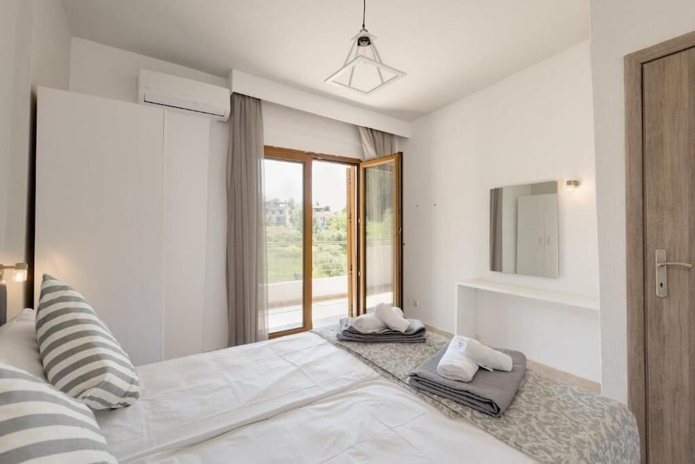Elani Elaia Villas view 3
