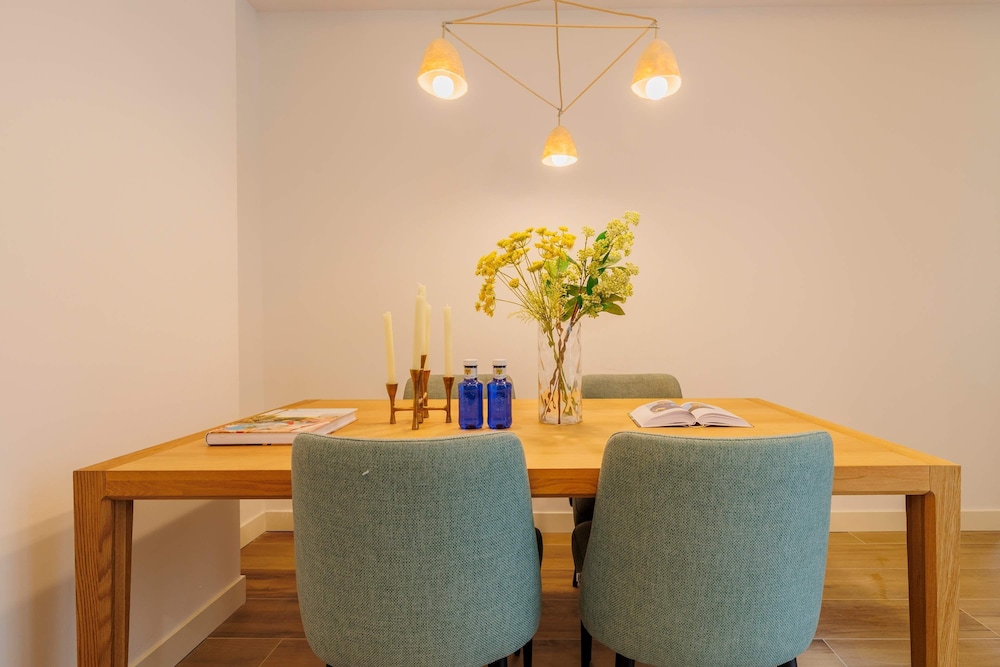 w Comfy 2BR w Great Terrace in Chueca