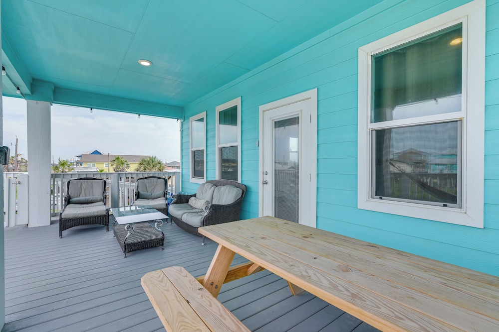 Furnished Deck + Ocean Views: Surfside Beach Home view 4