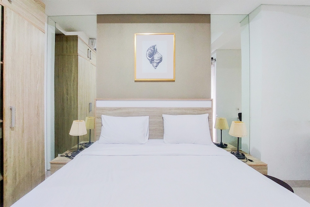 Warm and Clean Studio at Springwood Residence Tangerang Apartment