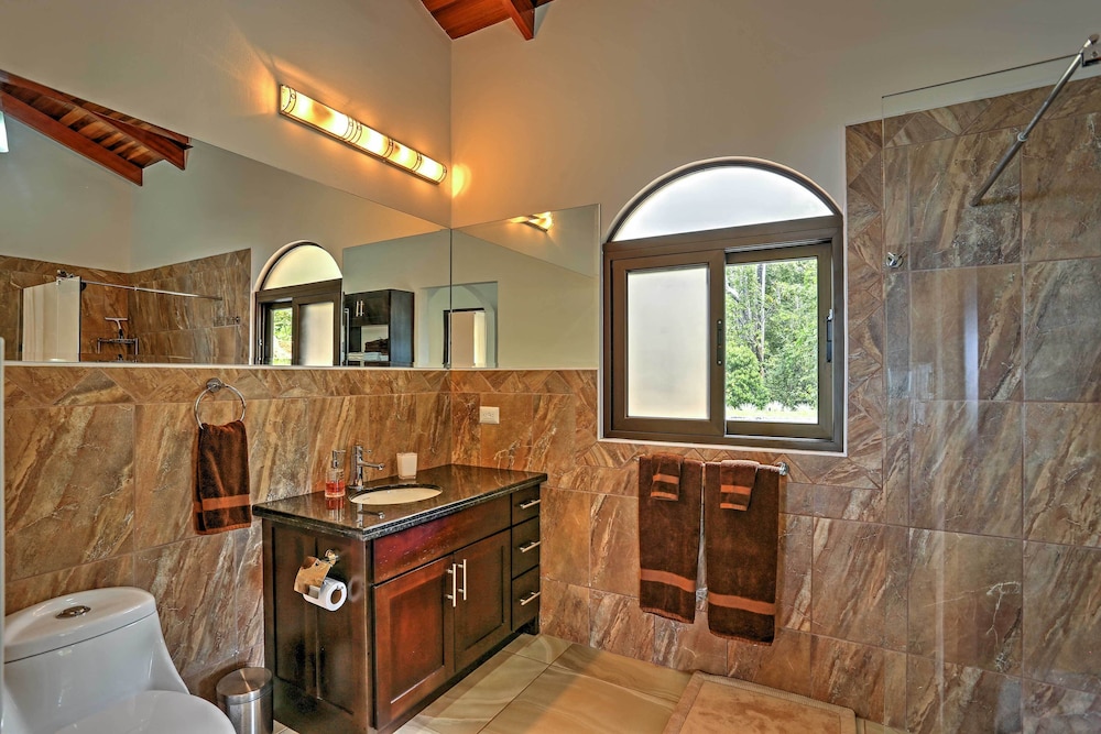 Stunning Casa de la Roca House w/ Infinity Pool!