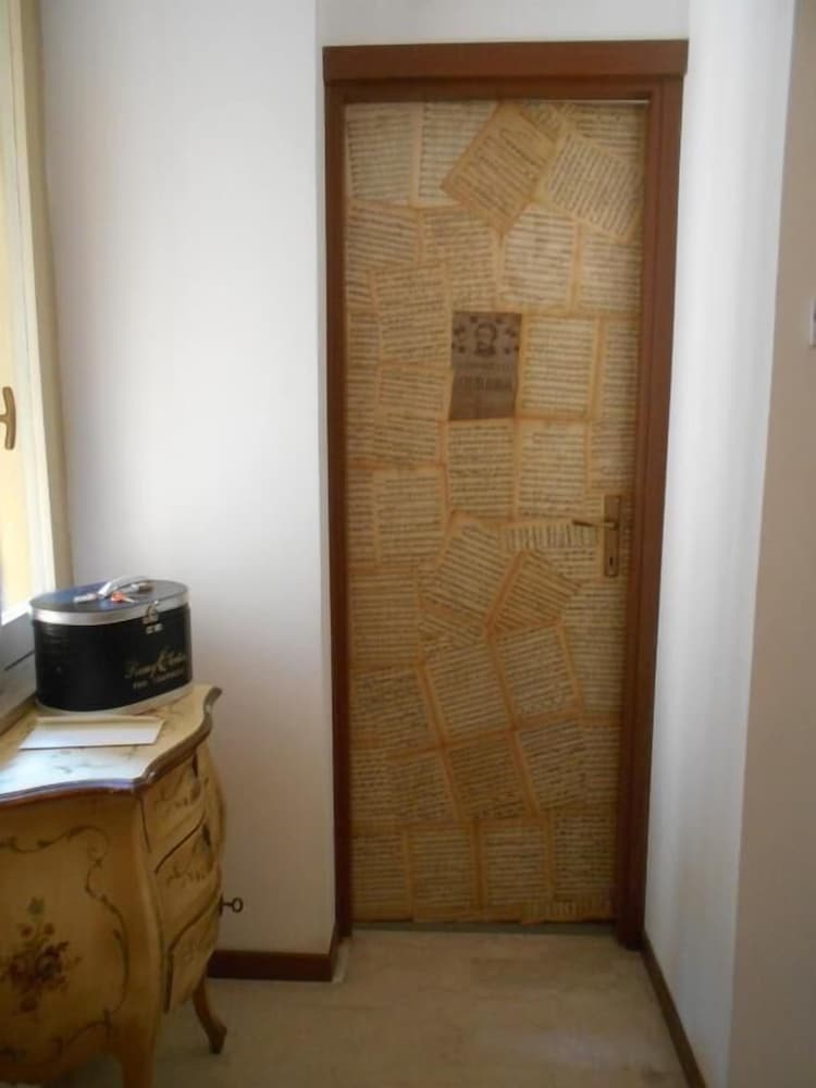 La Maison Des Artistes