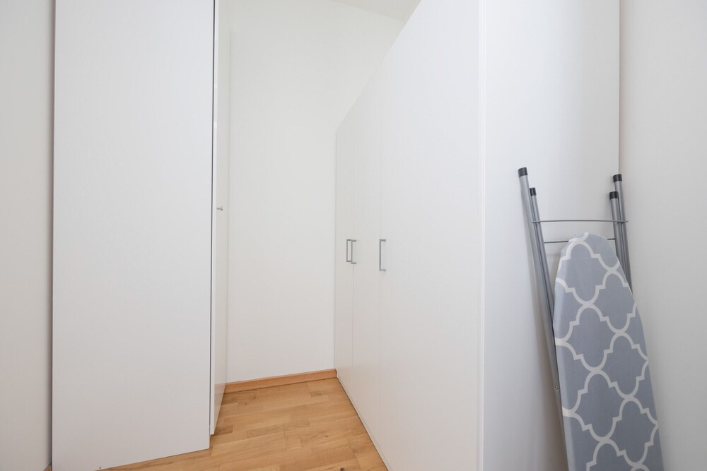 Cozy Apartment for 5 by Renters view 2