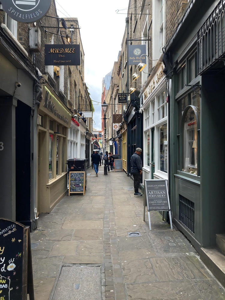Sich - Warm & Inviting Flat by Liverpool Street
