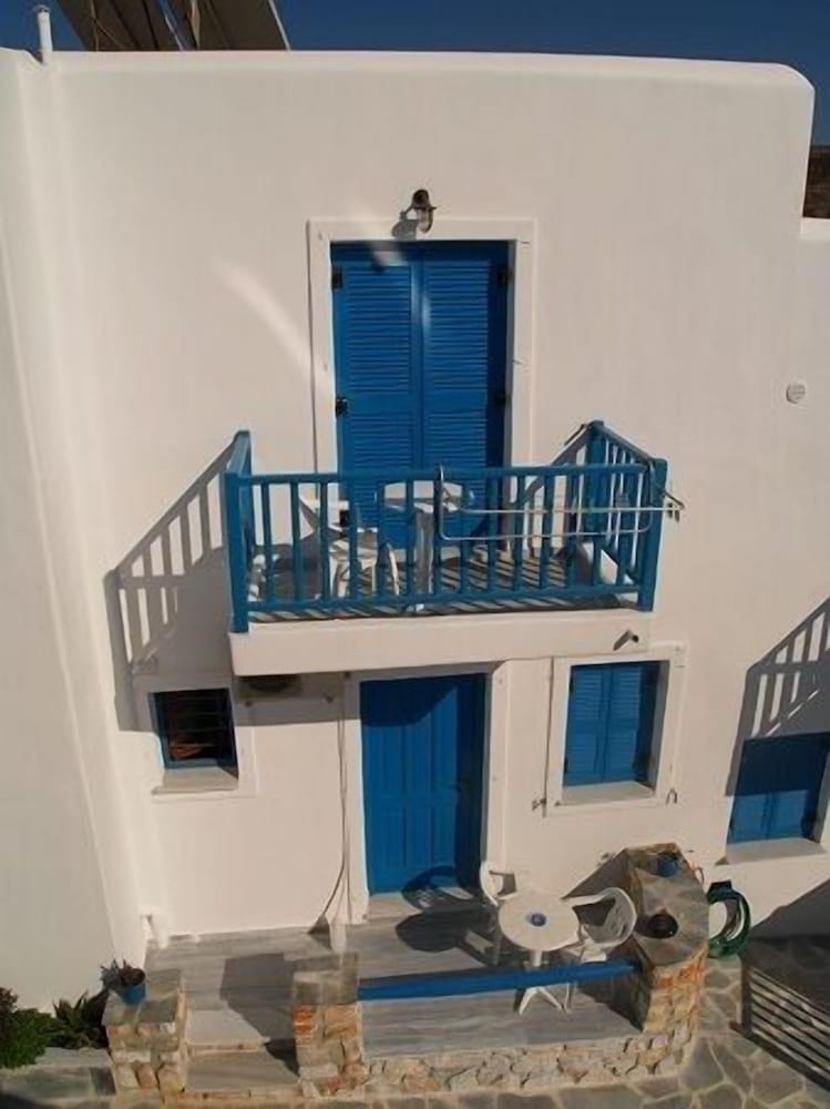 Ioanna Rooms