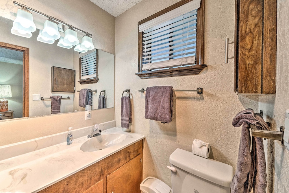 Modern Ruidoso Condo w/ Deck, Grill & Views! view 5