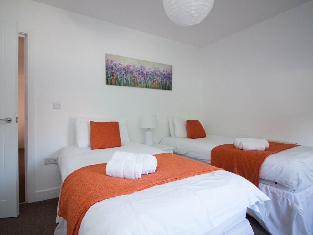 Beddoe Apartments
