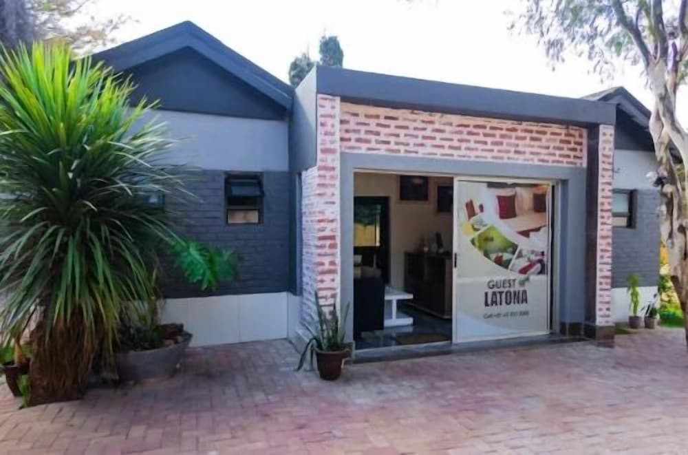 Latona Guest House & Spa