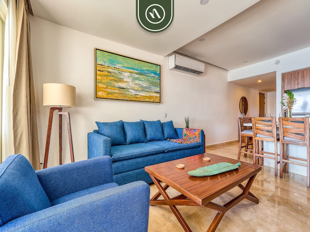 Harbor 171 Unit 1009
