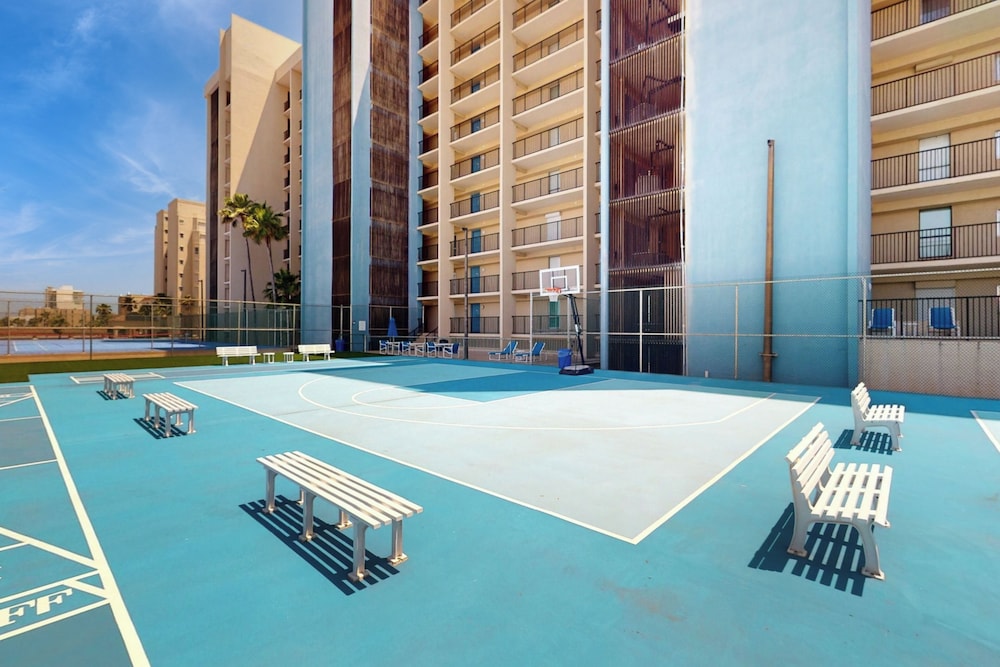 Beautifully Furnished Condo w/ Breathtaking Views