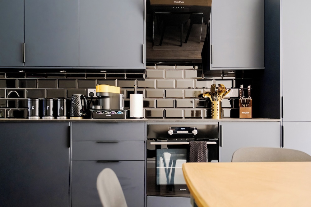 Luxury 4 Bedroom House in Central London