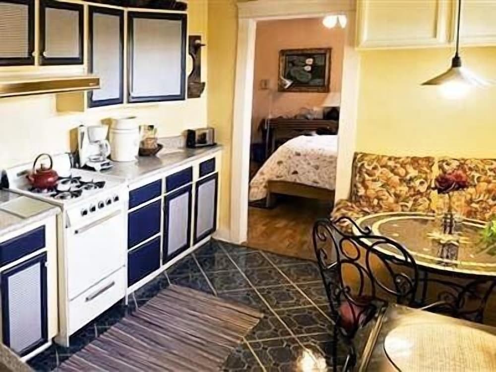 Sanborn Guest House