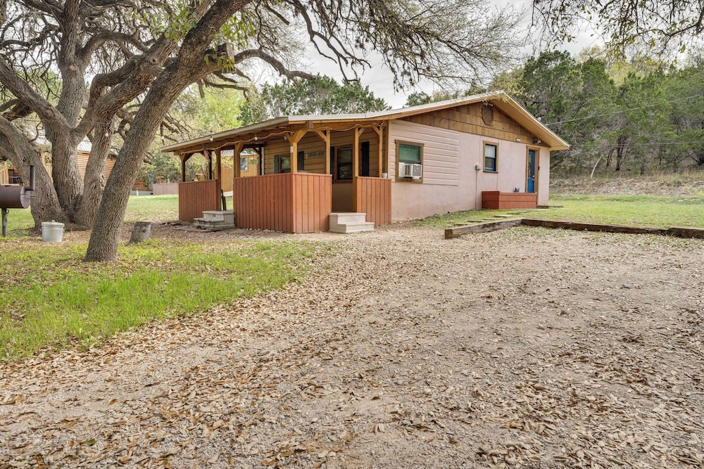 'cabana Luna' Cabin w/ Deck, Swing & Fire Pit! view 3