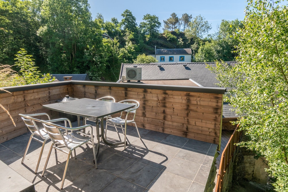 Holiday Home in La Roche Near Center