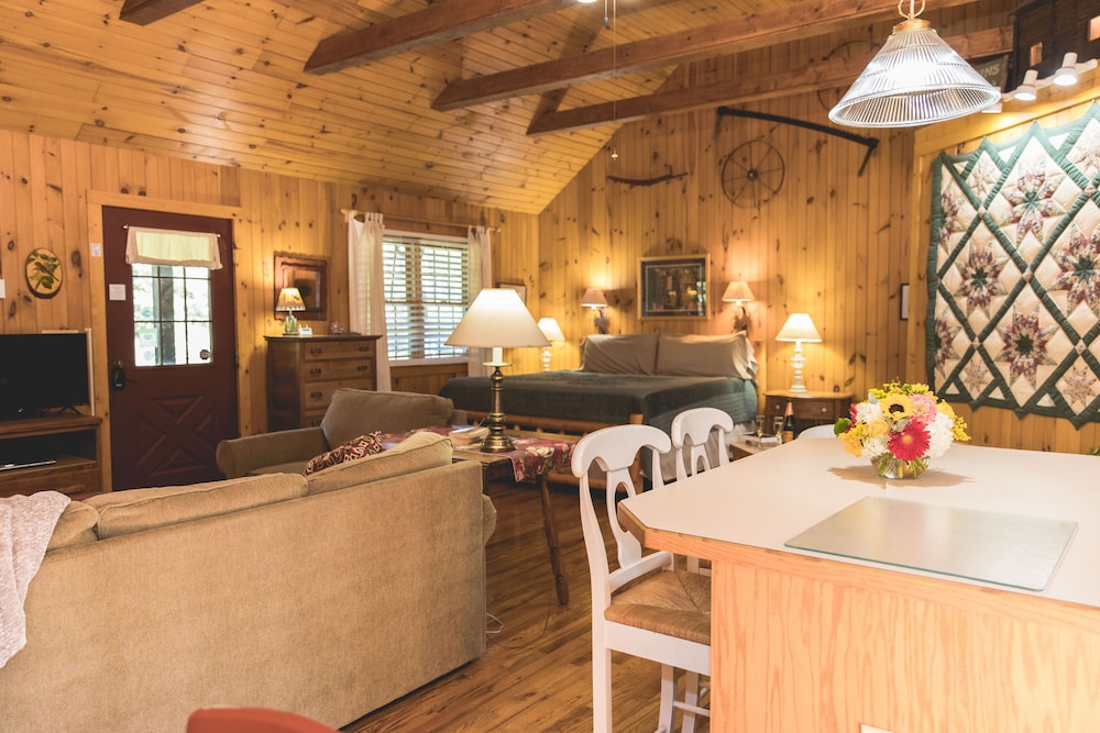 Autumn Ridge Cottages