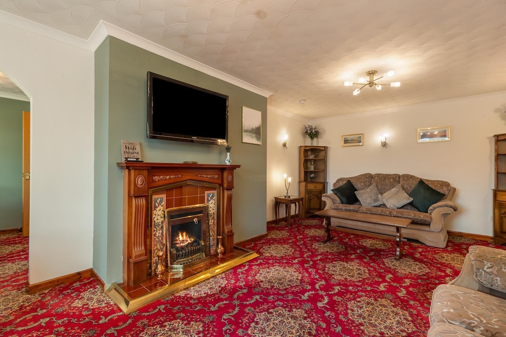 Trefelyn Cottage in Saundersfoot view 4