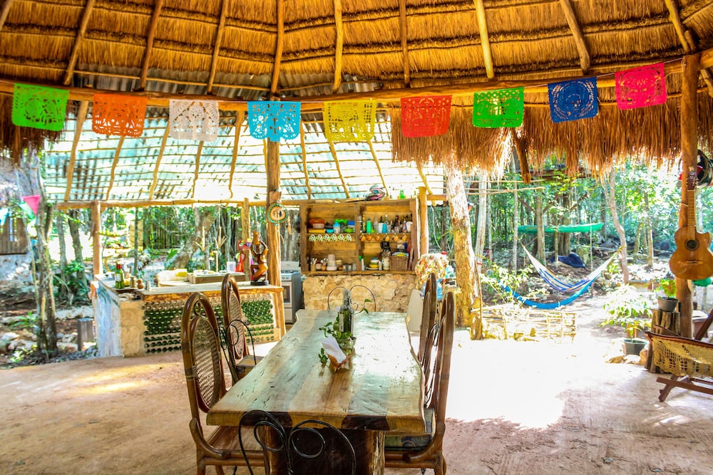Casa Aztlan