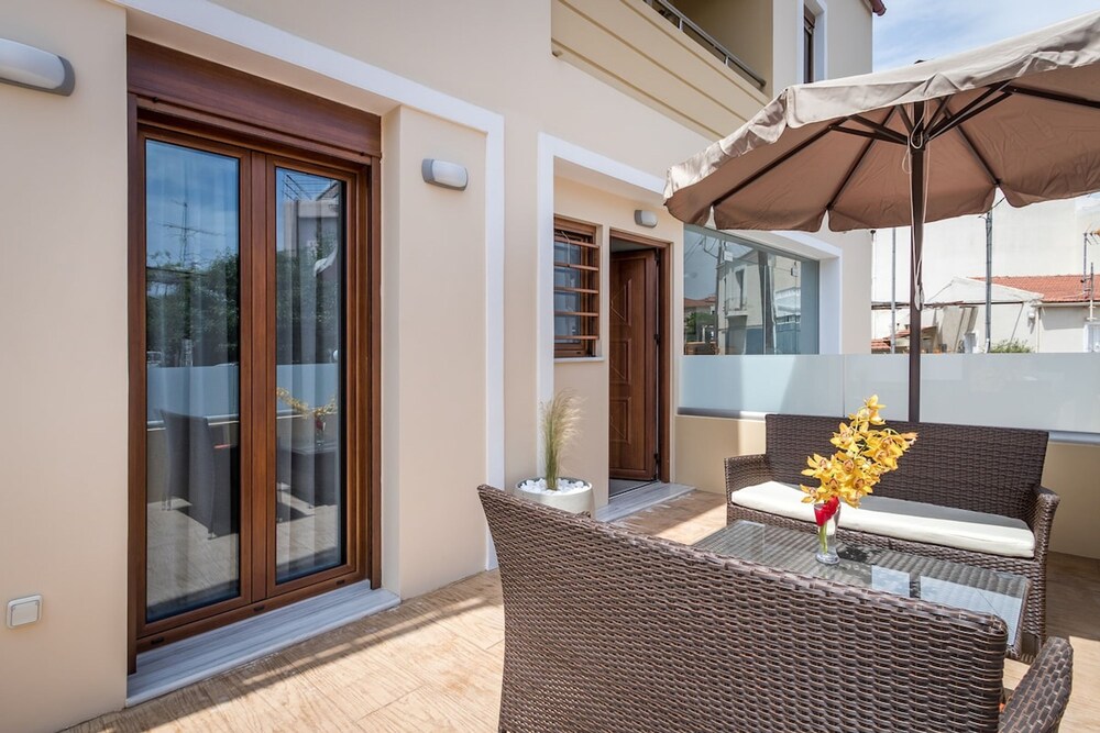 Luxury Katsoulakis Apartments in Countryside