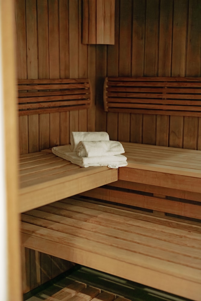 Frankfurt Vacations - The Pure, a Member of Design Hotels - Property Image 16